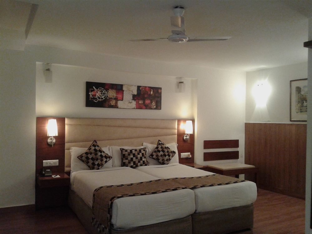 מלון ניו דלהי Ahuja Residency Sunder Nagar מראה חיצוני תמונה