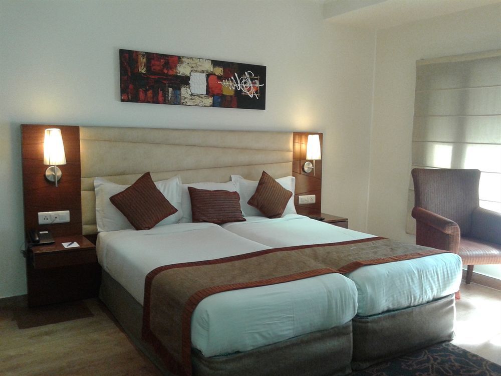 מלון ניו דלהי Ahuja Residency Sunder Nagar מראה חיצוני תמונה