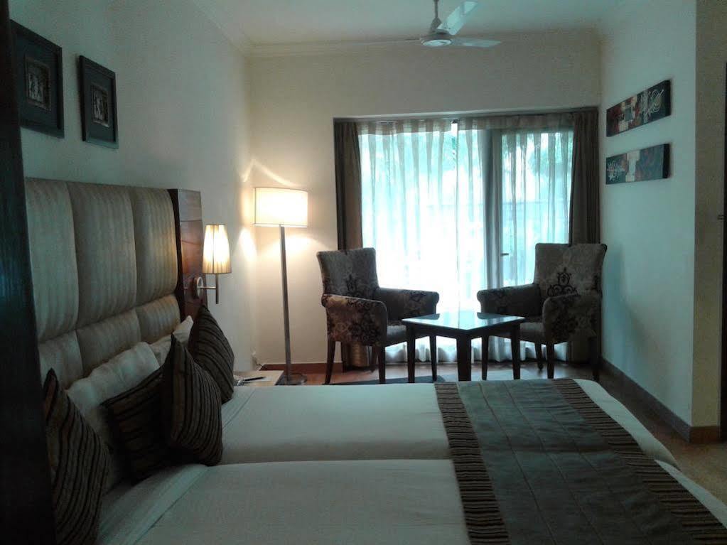 מלון ניו דלהי Ahuja Residency Sunder Nagar מראה חיצוני תמונה