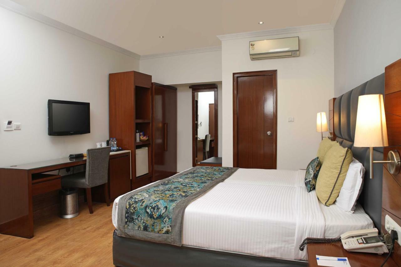 מלון ניו דלהי Ahuja Residency Sunder Nagar מראה חיצוני תמונה