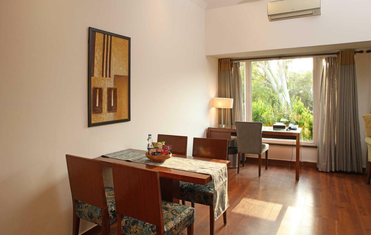מלון ניו דלהי Ahuja Residency Sunder Nagar מראה חיצוני תמונה