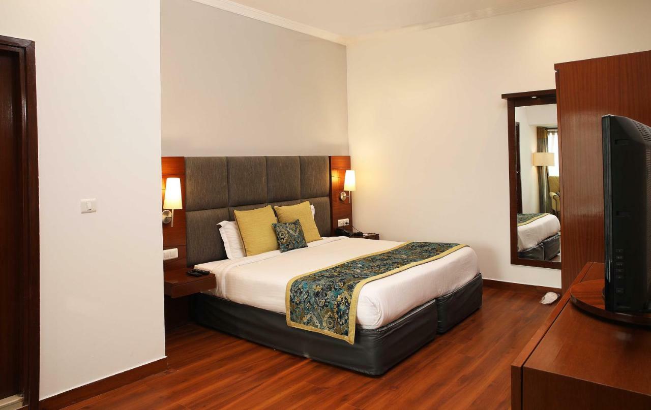 מלון ניו דלהי Ahuja Residency Sunder Nagar מראה חיצוני תמונה
