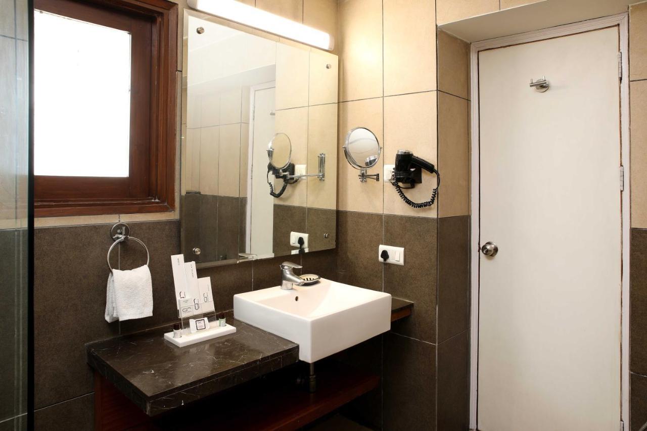 מלון ניו דלהי Ahuja Residency Sunder Nagar מראה חיצוני תמונה
