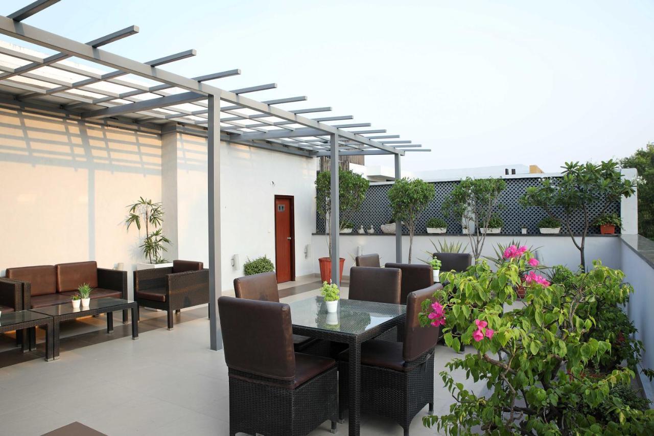 מלון ניו דלהי Ahuja Residency Sunder Nagar מראה חיצוני תמונה